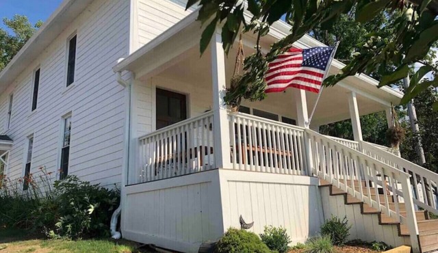 Hodge Podge Lake Lodge