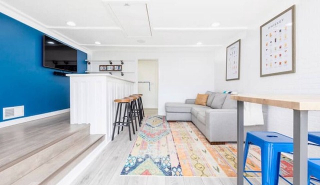 Hodge Podge Lodge, Indian Lake