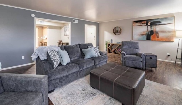 Hoff Gardens 11 - 2BR 2BA - Downtown Lubbock