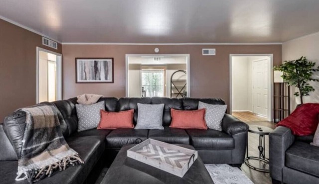 Hoff Gardens 12 - 2BR 2BA - Downtown Lubbock