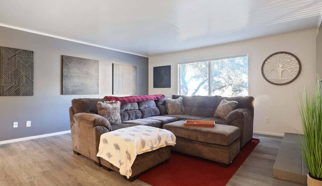Hoff Gardens 38 - 1BR/1BA - Downtown Lubbock