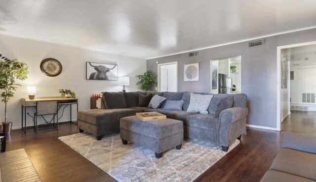 Hoff Gardens 39 - 2BR 2BA - Downtown Lubbock