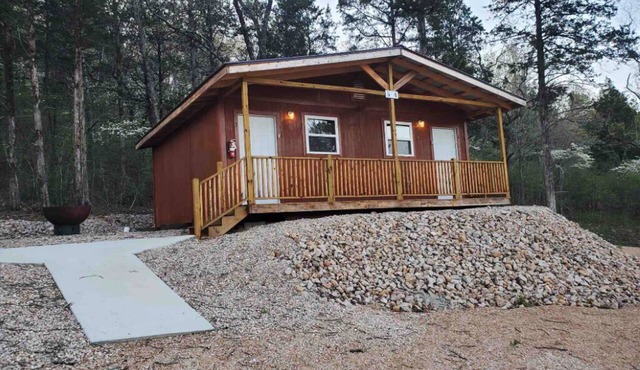 Hogan's Hideout Cottage # 4
