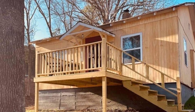 Hogan’s Hideout Bonnie Manor- Cozy Cottage to enjoy.