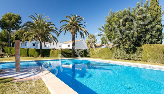 Hola from Helios! (As featured on the TV show 'A Place in the Sun')