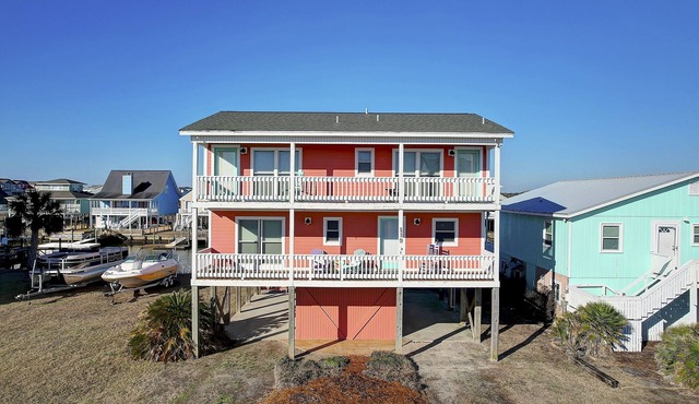 Holden Beach Just 2 min walk to Beach on Canal, Beach Essentials, Going Coastal