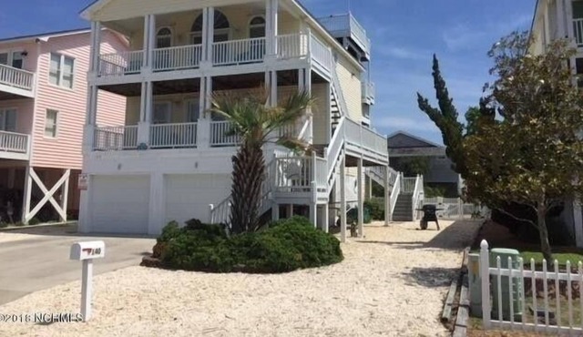 Holden On' South 4 Bedroom Home by RedAwning