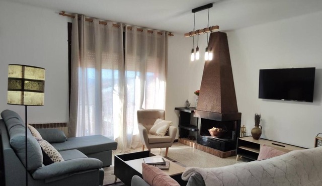 Holiday Apartment "Can Quelet" with Mountain View, 2 Balconies & Wi-Fi