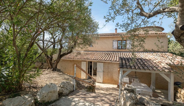 Holiday Home 'Gîte 2 - Les Oliviers' with Wi-Fi