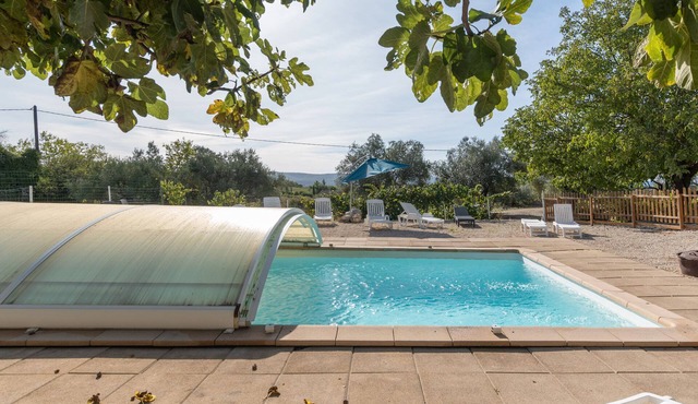 Holiday Home 'Gîte 1 - La Tour' with Lake View and Wi-Fi