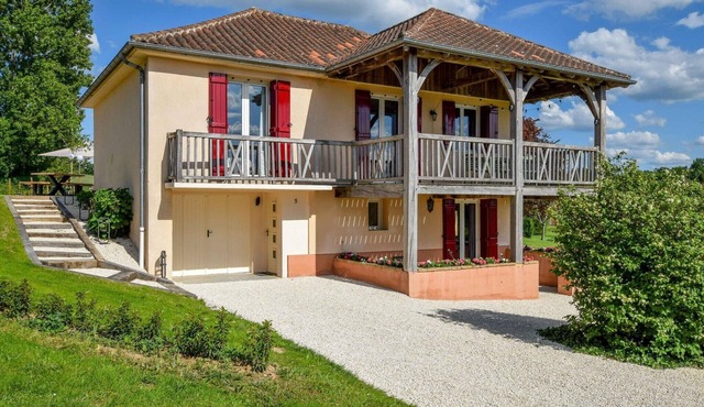 Holiday home for 6 people in the heart of Perigord