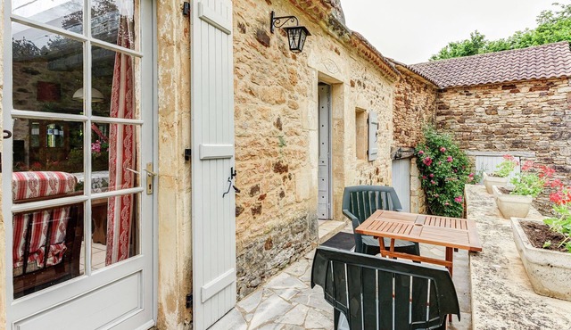 Holiday home with garden