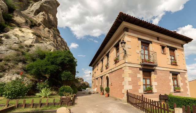 Holiday Home 'Chanin 1 - 2' with Private Garden, Balcony and Wi-Fi