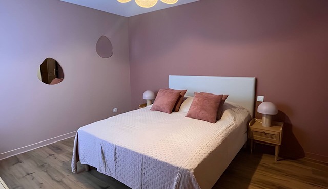 Holiday Home 'Villa Nina' with Private Terrace, Private Garden and Wi-Fi