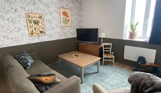 Holiday Home 'Katel Chez Elle - Maison 5 Pers' with Private Terrace, Private Garden and Wi-Fi