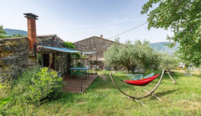 Holiday Home 'La Laiterie' with Shared Pool, Balcony and Wi-Fi