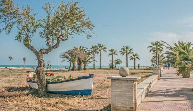Holiday Apartment 'Moncofa Beach' near Beach with Balcony and Wi-Fi