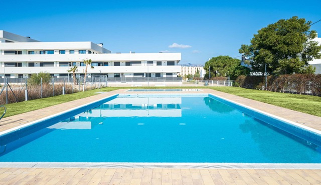 Holiday Apartment 'Marina' with Sea View, Terrace, Shared Pool & Wi-Fi