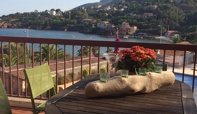 Holiday Apartment with garden and swimming pool seaside - Théoule-sur-Mer