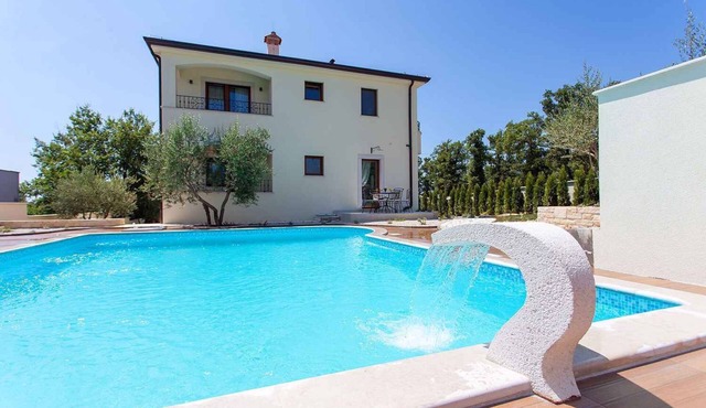 Holiday apartment with pool