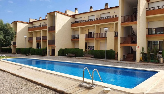 Holiday apartment 250 m from the beach