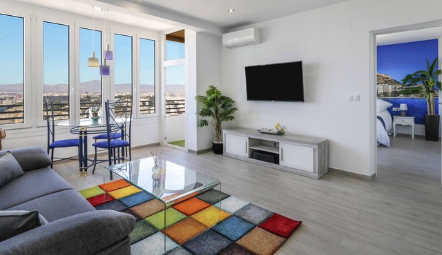 Holiday Apartment Alicante Dreams with Mountain View, Wi-Fi & Balcony; Parking Available