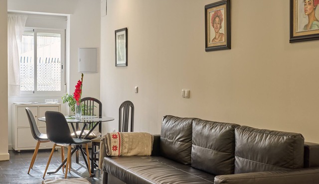 Holiday Apartment "Aligrama Cordoba" with A/C & Wi-Fi