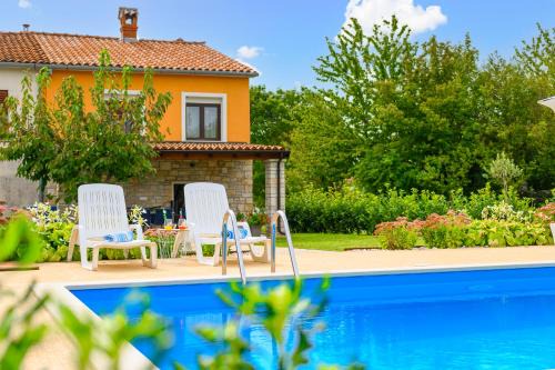 Holiday Apartment Ariella