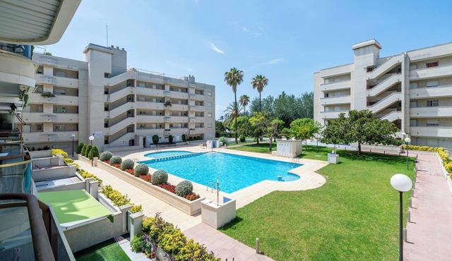 Holiday Apartment "Cambrils Park" with Sea View, Balcony & Shared Pool
