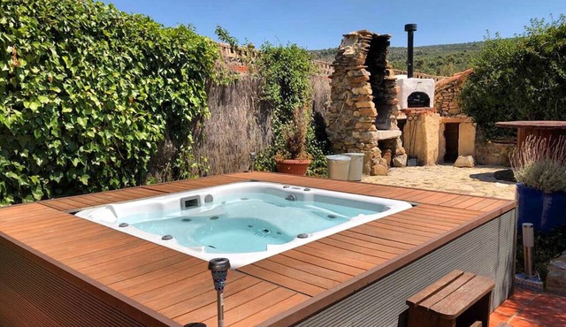 Holiday Apartment "Casa de los Sueños - Balconet" with Shared Pool & Wi-Fi