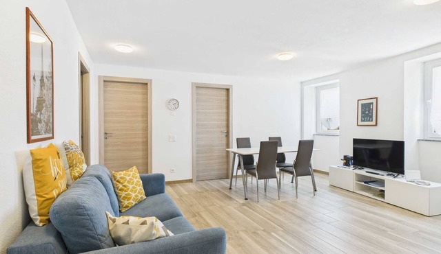 Holiday apartment Curio for 1 - 6 persons with 2 bedrooms - Holiday apartment in one or multi-family