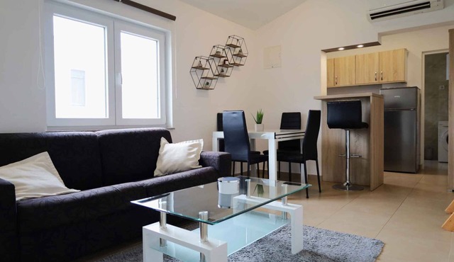 Holiday apartment FLAT WITH AIR CONDITIONING