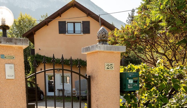 Holiday Apartment "Du Haut" with Mountain View