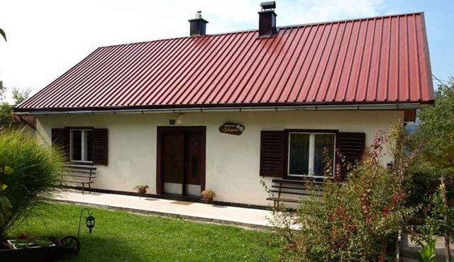 Holiday apartment in a quiet location