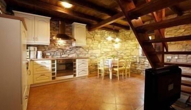 Holiday Apartment in Paradiž with Barbecue