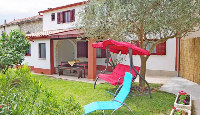 Holiday apartment in village Dobrani