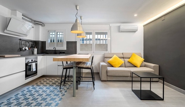 Holiday Apartment "Kaixo" with A/C & Wi-Fi