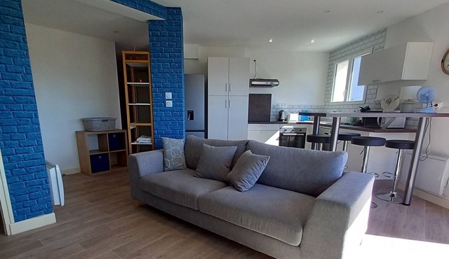 Holiday Apartment "L'Oasis" with Mountain View, Private Terrace & Wi-Fi