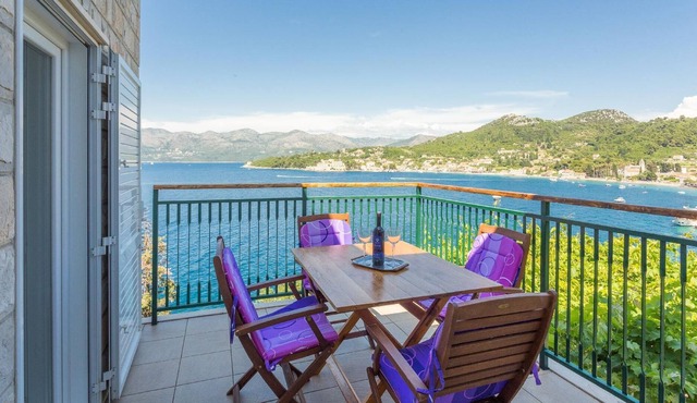 Holiday apartment Lopud for 1 - 4 persons with 2 bedrooms - Holiday house