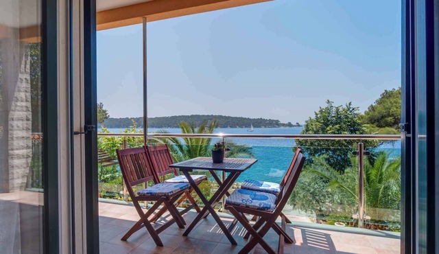 Holiday apartment mit Balkon und Meerblick