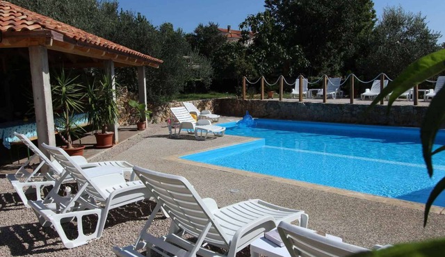 Holiday apartment mit Klimaanlage und Pool