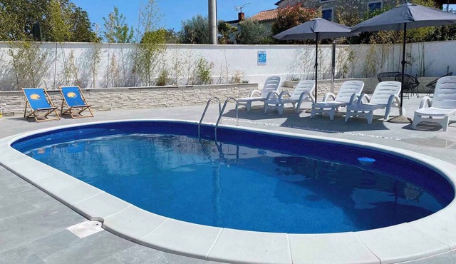 Holiday apartment mit Klimaanlage und Pool