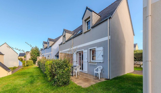 Holiday apartment near the coast