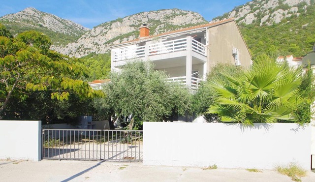 Holiday apartment on the beach, village Klek