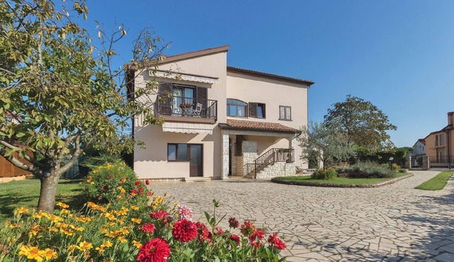 Holiday apartment Pula for 1 - 8 persons with 3 bedrooms - Holiday apartment