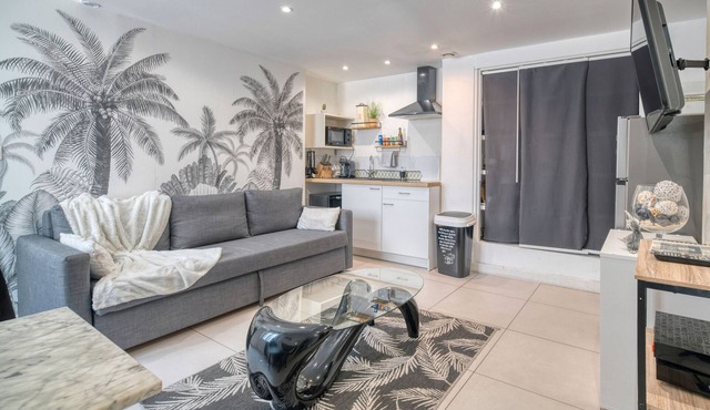 Holiday Apartment "Toulouse Gare Et Métro 3mn À Pied" with Wi-Fi