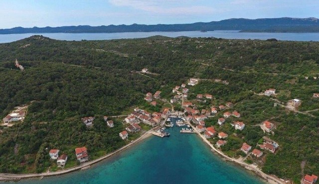 Holiday apartment Veli Iz for 1 - 6 persons with 2 bedrooms - Holiday house