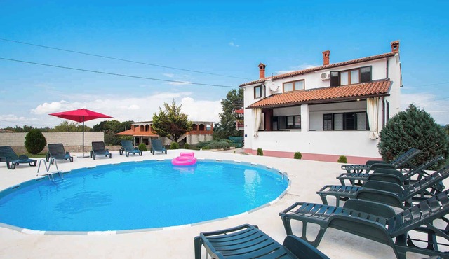 Holiday apartment with air conditioning