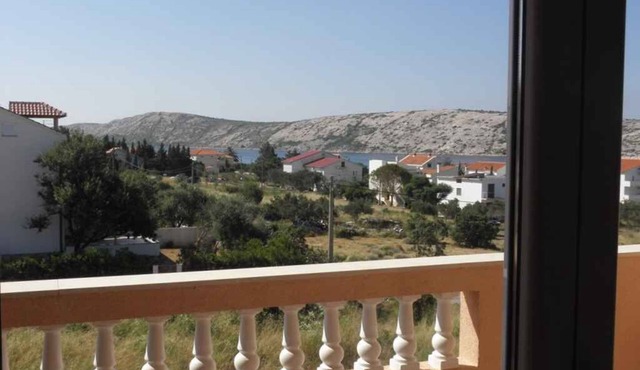 Holiday apartment with air conditioning and sea view