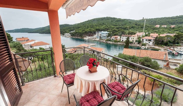 Holiday apartment with air conditioning